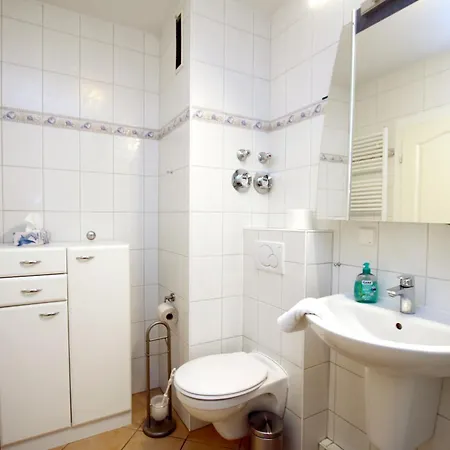 Osterstra_e 1_ Whg_ 2_ Haus Flora * Wyk auf Föhr